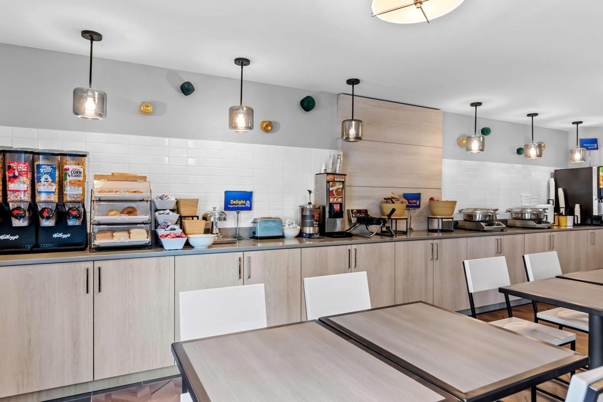 Best Western Doswell Hotel Екстериор снимка