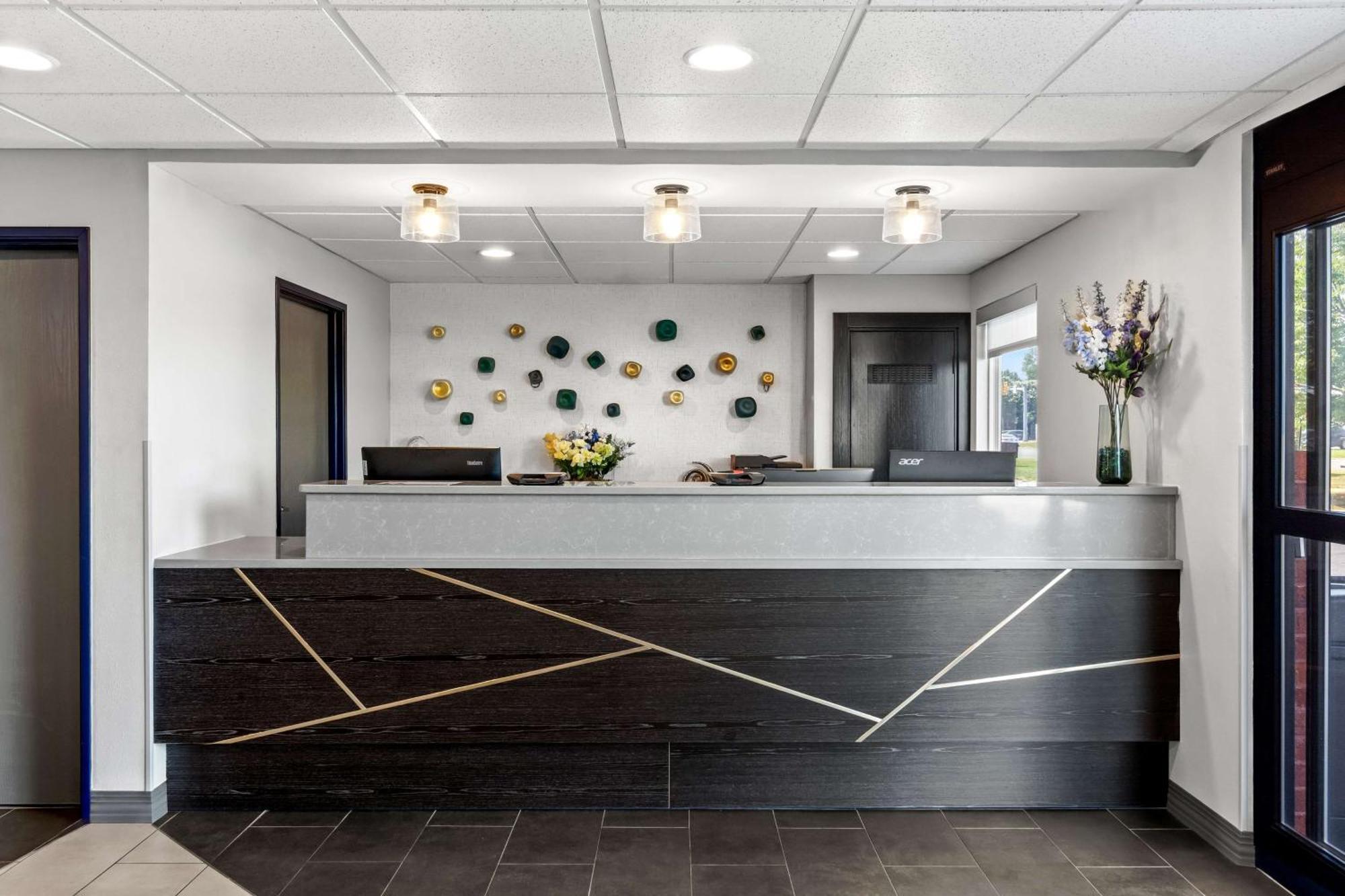 Best Western Doswell Hotel Екстериор снимка